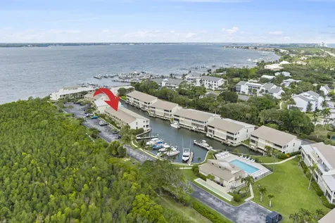 1456 Ne Ocean Boulevard Stuart FL 34996