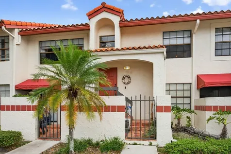 104 Liberty Court Deerfield Beach FL 33442