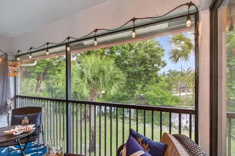 104 Liberty Court Deerfield Beach FL 33442
