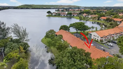104 Liberty Court Deerfield Beach FL 33442