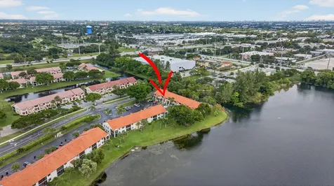 104 Liberty Court Deerfield Beach FL 33442