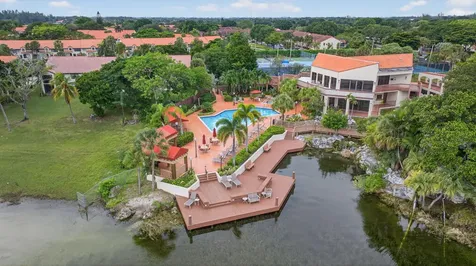 104 Liberty Court Deerfield Beach FL 33442
