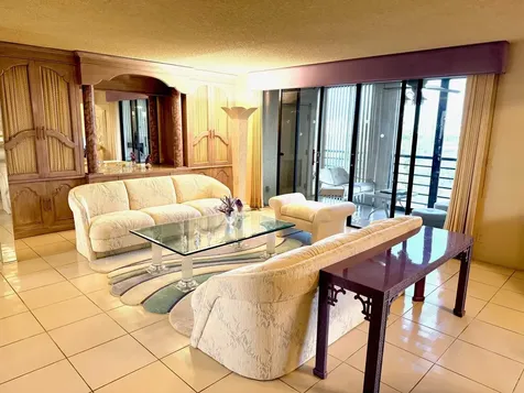 7564 Regency Lake Drive Boca Raton FL 33433