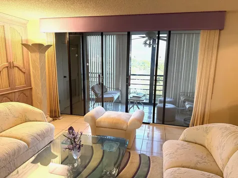7564 Regency Lake Drive Boca Raton FL 33433