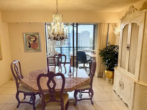 7564 Regency Lake Drive Boca Raton FL 33433