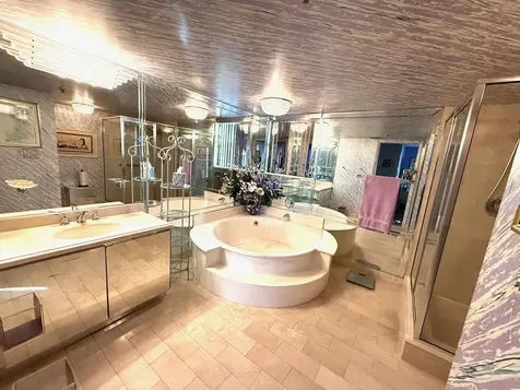 7564 Regency Lake Drive Boca Raton FL 33433