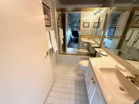 7564 Regency Lake Drive Boca Raton FL 33433