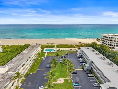 2565 S Ocean Boulevard Palm Beach FL 33480