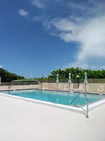 2565 S Ocean Boulevard Palm Beach FL 33480