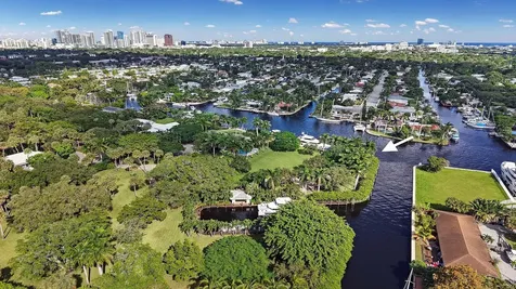 1600 Sw 15th Avenue Fort Lauderdale FL 33312