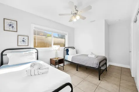 1213 Nw 7th Avenue Fort Lauderdale FL 33311