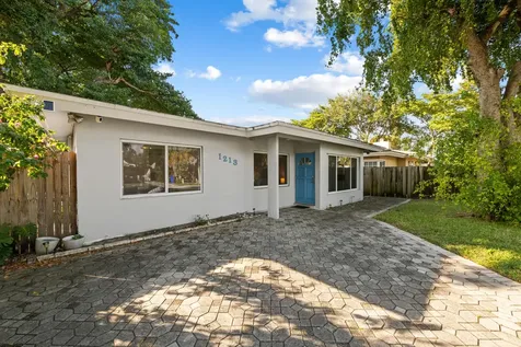 1213 Nw 7th Avenue Fort Lauderdale FL 33311