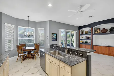 302 Nw Toscane Trail Port Saint Lucie FL 34986