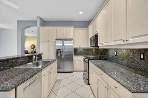 302 Nw Toscane Trail Port Saint Lucie FL 34986
