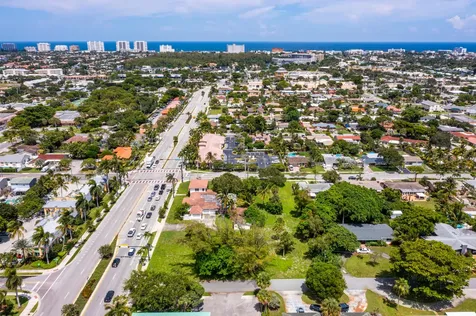 556 E Hillsboro Boulevard Deerfield Beach FL 33441
