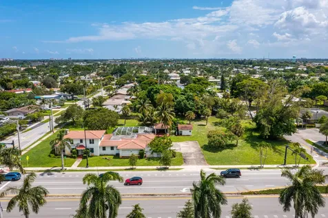 556 E Hillsboro Boulevard Deerfield Beach FL 33441