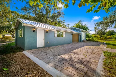 250 Nw 98th Street Okeechobee FL 34972