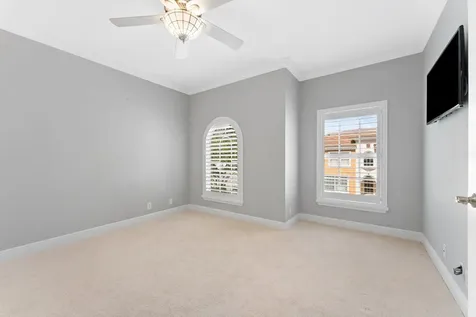 604 Ne Francesca Lane Boca Raton FL 33487