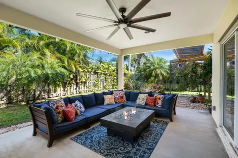 2251 Ne 37th Court Lighthouse Point FL 33064
