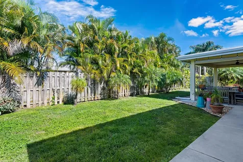 2251 Ne 37th Court Lighthouse Point FL 33064