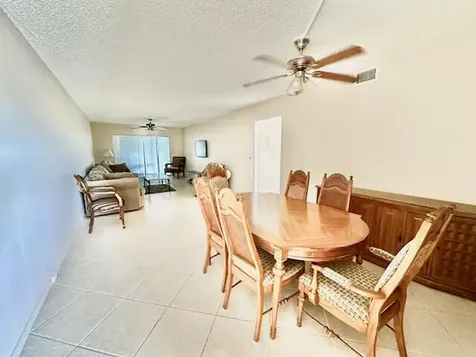 4001 Hythe A Boca Raton FL 33434