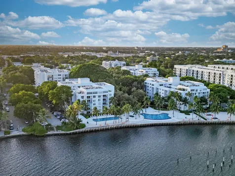 777 Ne 62nd Street Miami FL 33138