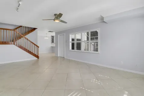 1903 Stratford Way West Palm Beach FL 33409