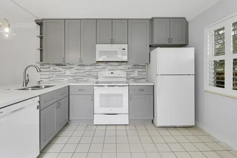 1903 Stratford Way West Palm Beach FL 33409