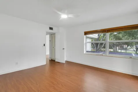 1903 Stratford Way West Palm Beach FL 33409