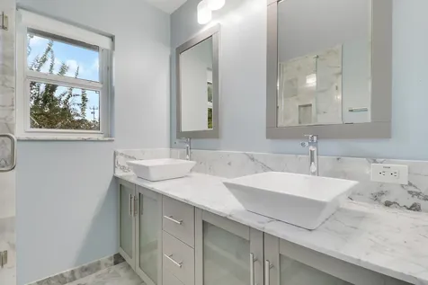 1903 Stratford Way West Palm Beach FL 33409