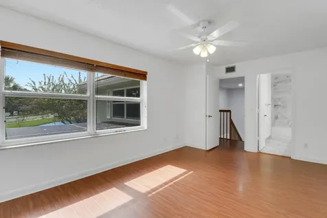 1903 Stratford Way West Palm Beach FL 33409