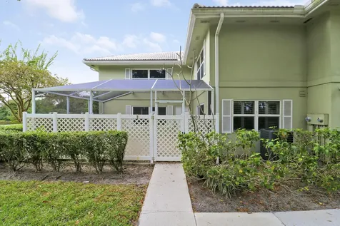 1903 Stratford Way West Palm Beach FL 33409