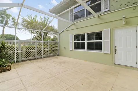 1903 Stratford Way West Palm Beach FL 33409