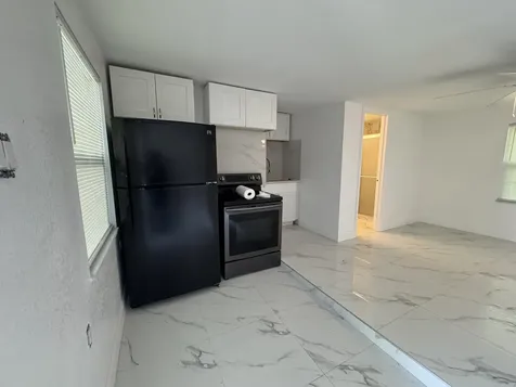 508 Palm Avenue Fort Pierce FL 34982
