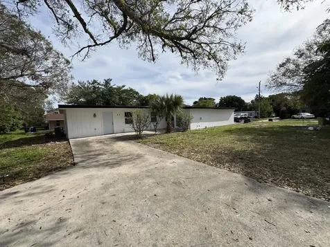508 Palm Avenue Fort Pierce FL 34982