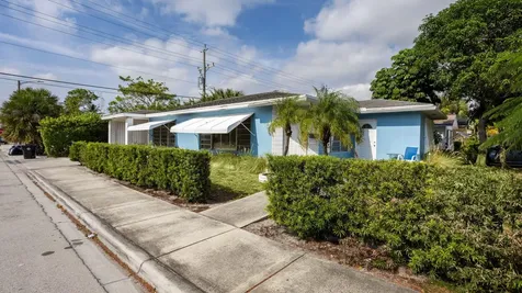 1002 15th Avenue Lake Worth Beach FL 33460