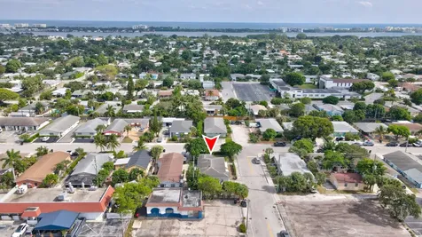 1002 15th Avenue Lake Worth Beach FL 33460
