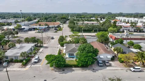 1002 15th Avenue Lake Worth Beach FL 33460