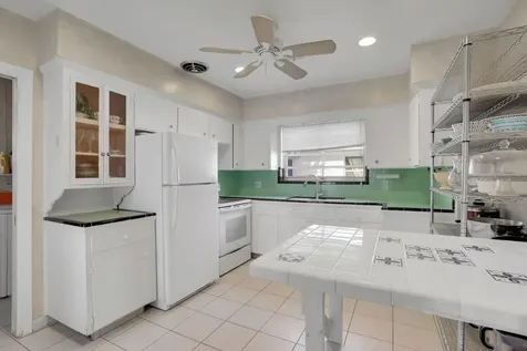 1002 15th Avenue Lake Worth Beach FL 33460