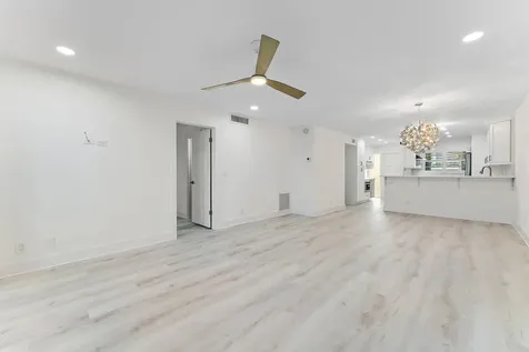 29 Yacht Club Drive North Palm Beach FL 33408