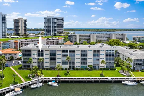 29 Yacht Club Drive North Palm Beach FL 33408