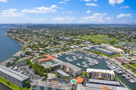 29 Yacht Club Drive North Palm Beach FL 33408