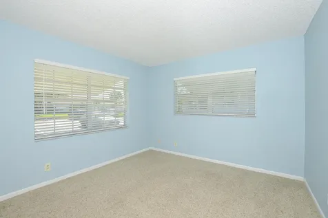 317 Colony Lane Fort Pierce FL 34982