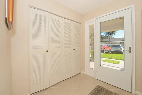 317 Colony Lane Fort Pierce FL 34982