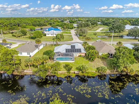 1314 Schumann Drive Sebastian FL 32958