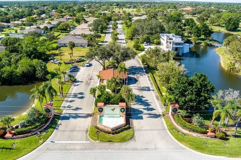 9430 Meadowood Drive Fort Pierce FL 34951