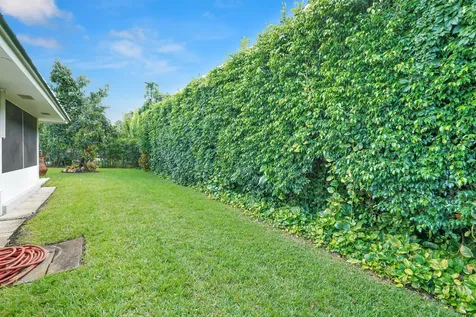 221 Orange Tree Drive Atlantis FL 33462