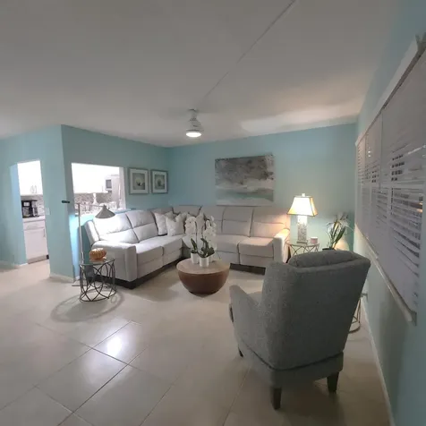 424 Dover B West Palm Beach FL 33417