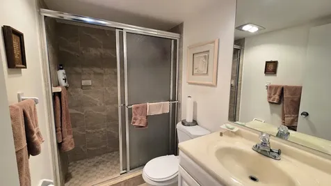 575 Oaks Lane Pompano Beach FL 33069