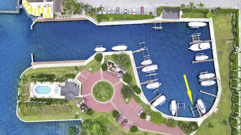 1405 NE Indian River Drive Jensen Beach FL 34957